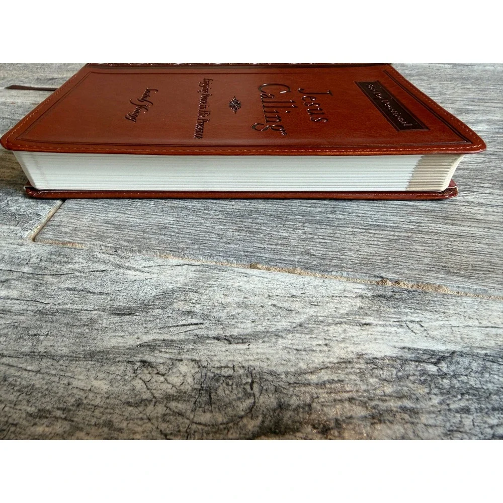 Thomas Nelson Jesus Calling Devotional‎ Sarah Young Brown Leathersoft 365 Day